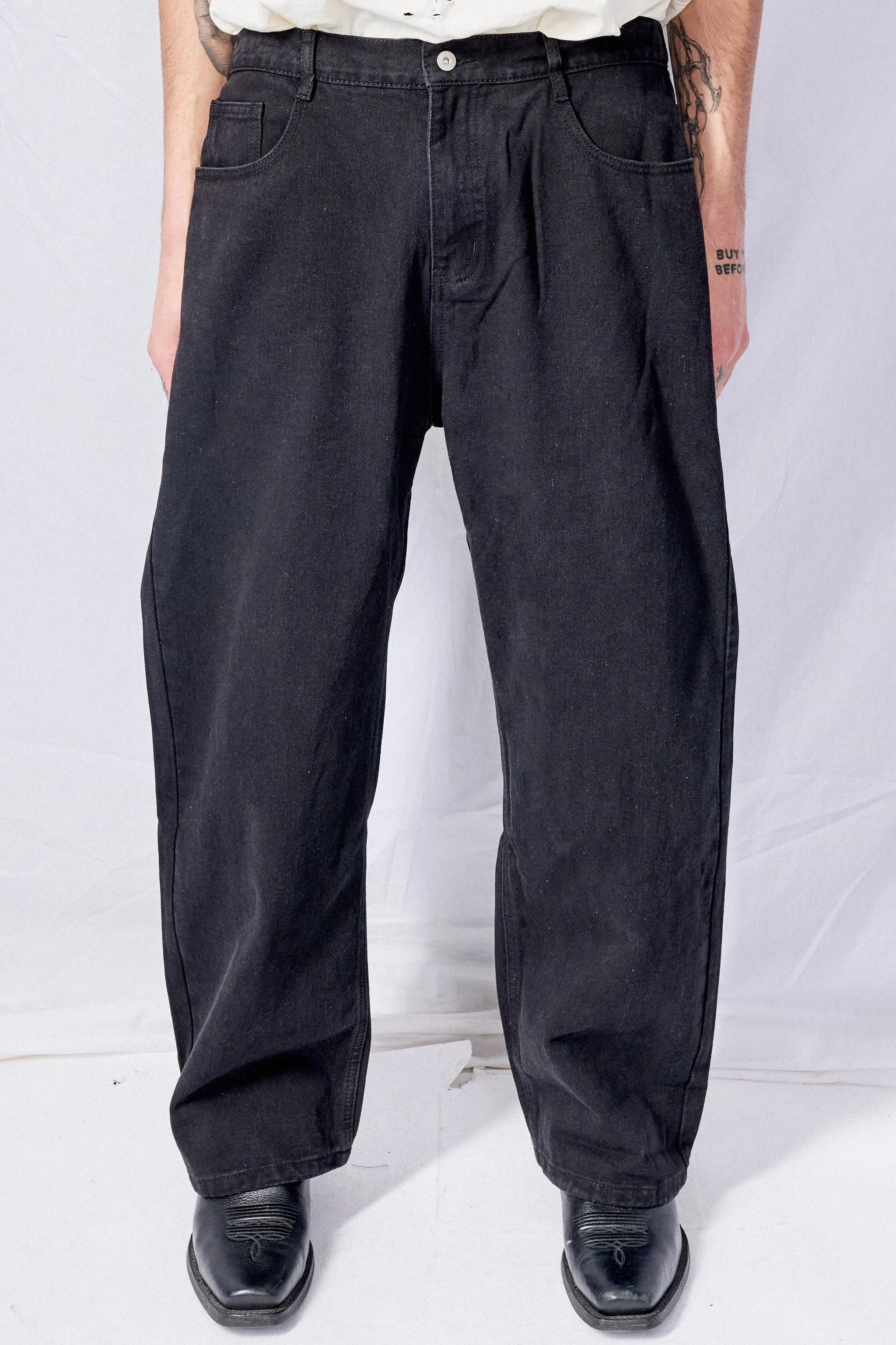 Black Loose Jeans