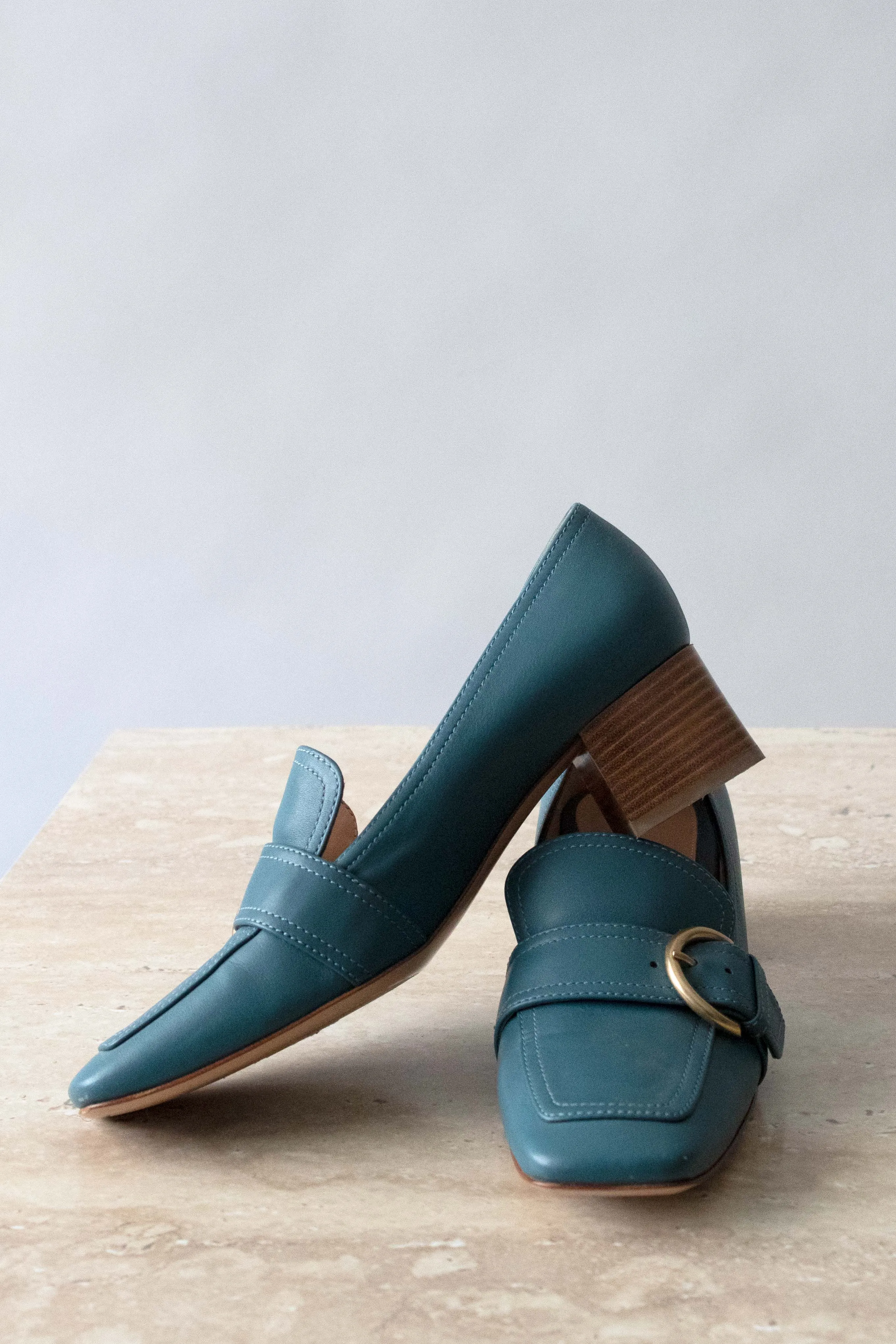 Gianvito Rossi Teal Leather Kitten Heels