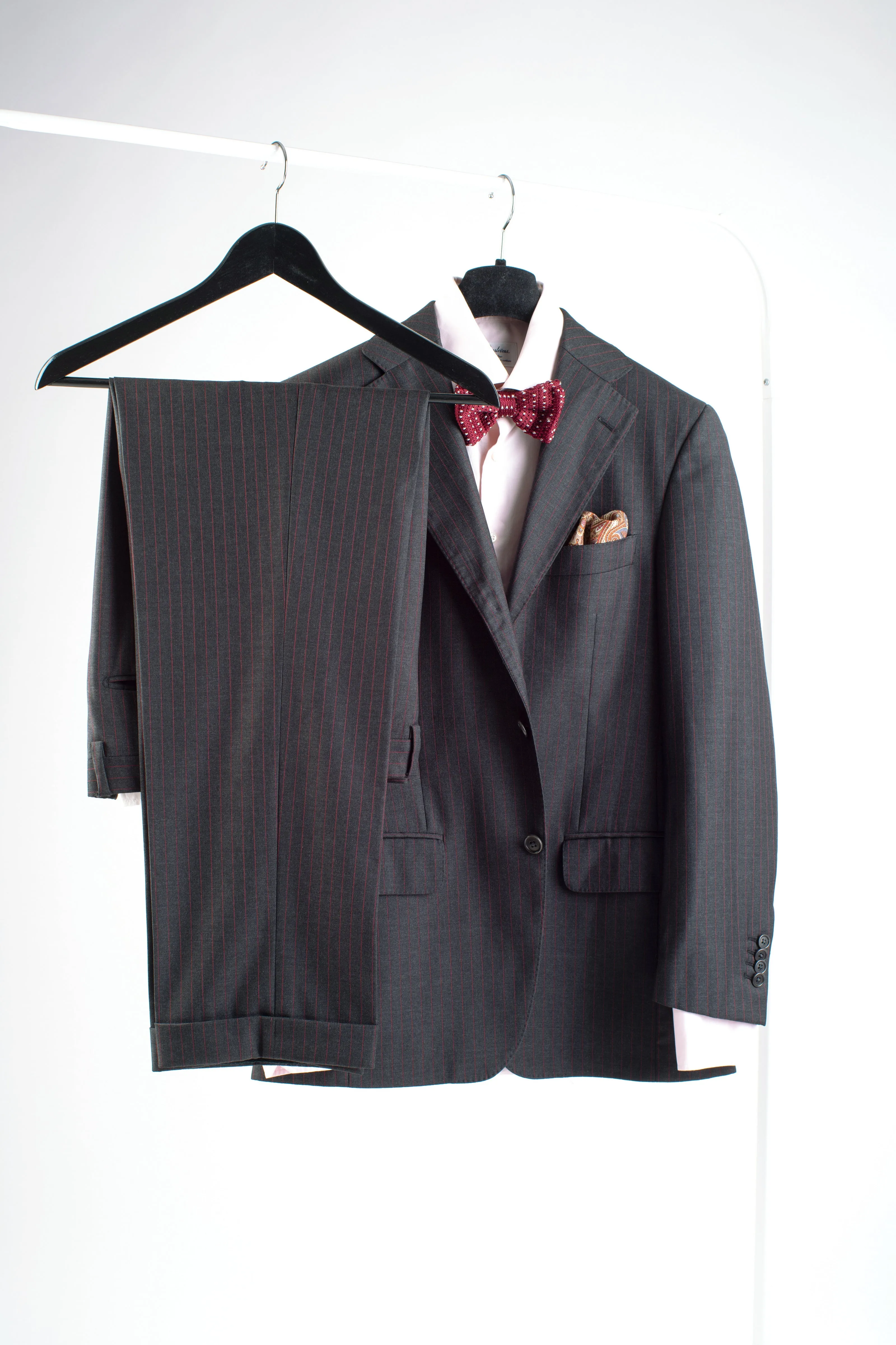 Lardini Super 130's Wool Dark Grey Striped 2 Pieces Suit, US 36R, EU 46R