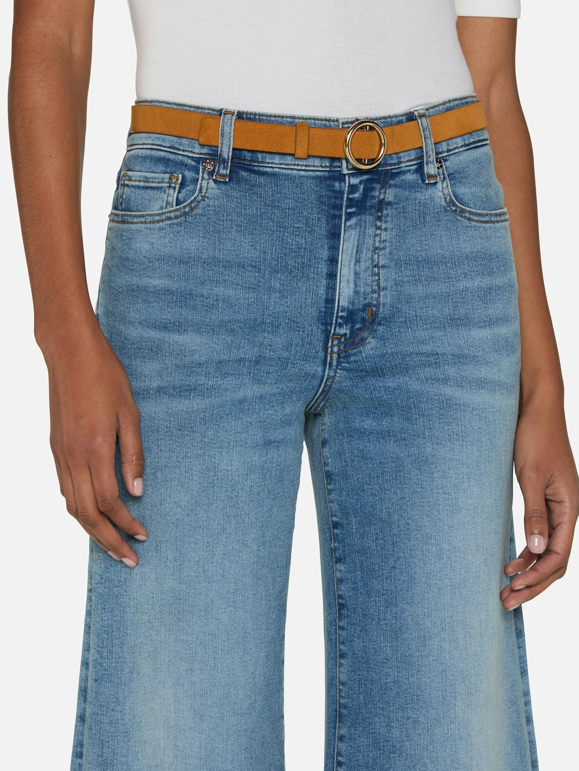 Le Palazzo Crop in Crave Raw After
