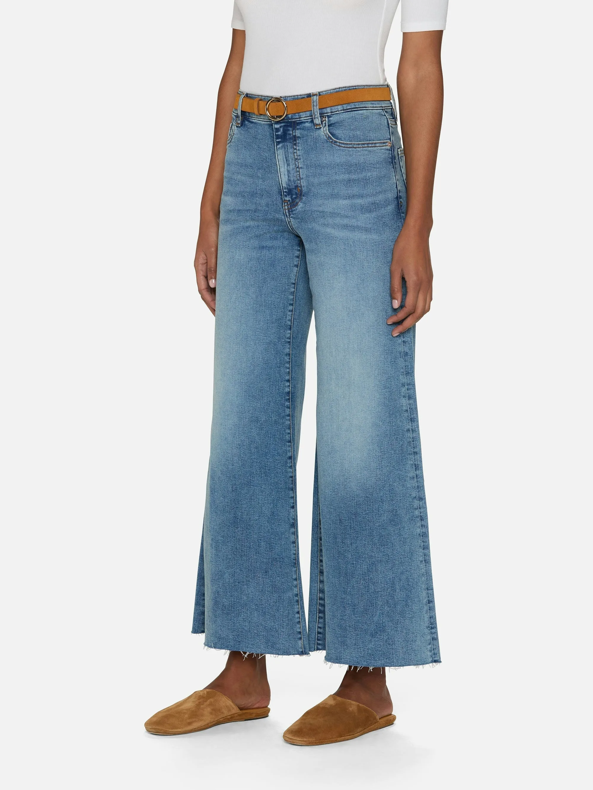 Le Palazzo Crop in Crave Raw After