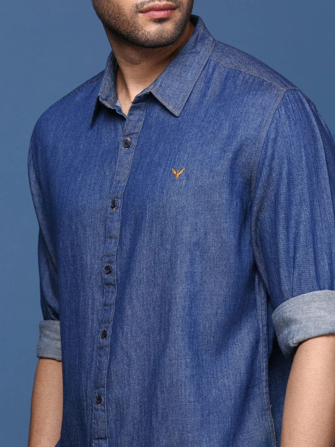 Men Navy Blue Solid Standard Slim Fit Opaque Casual Shirt