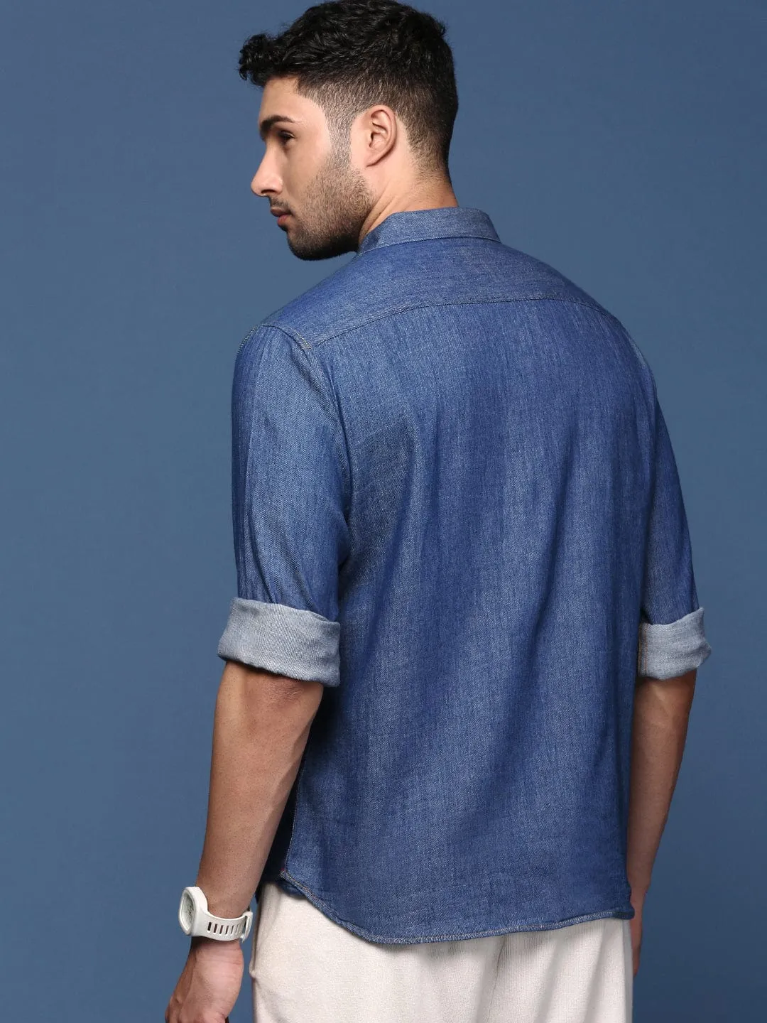 Men Navy Blue Solid Standard Slim Fit Opaque Casual Shirt