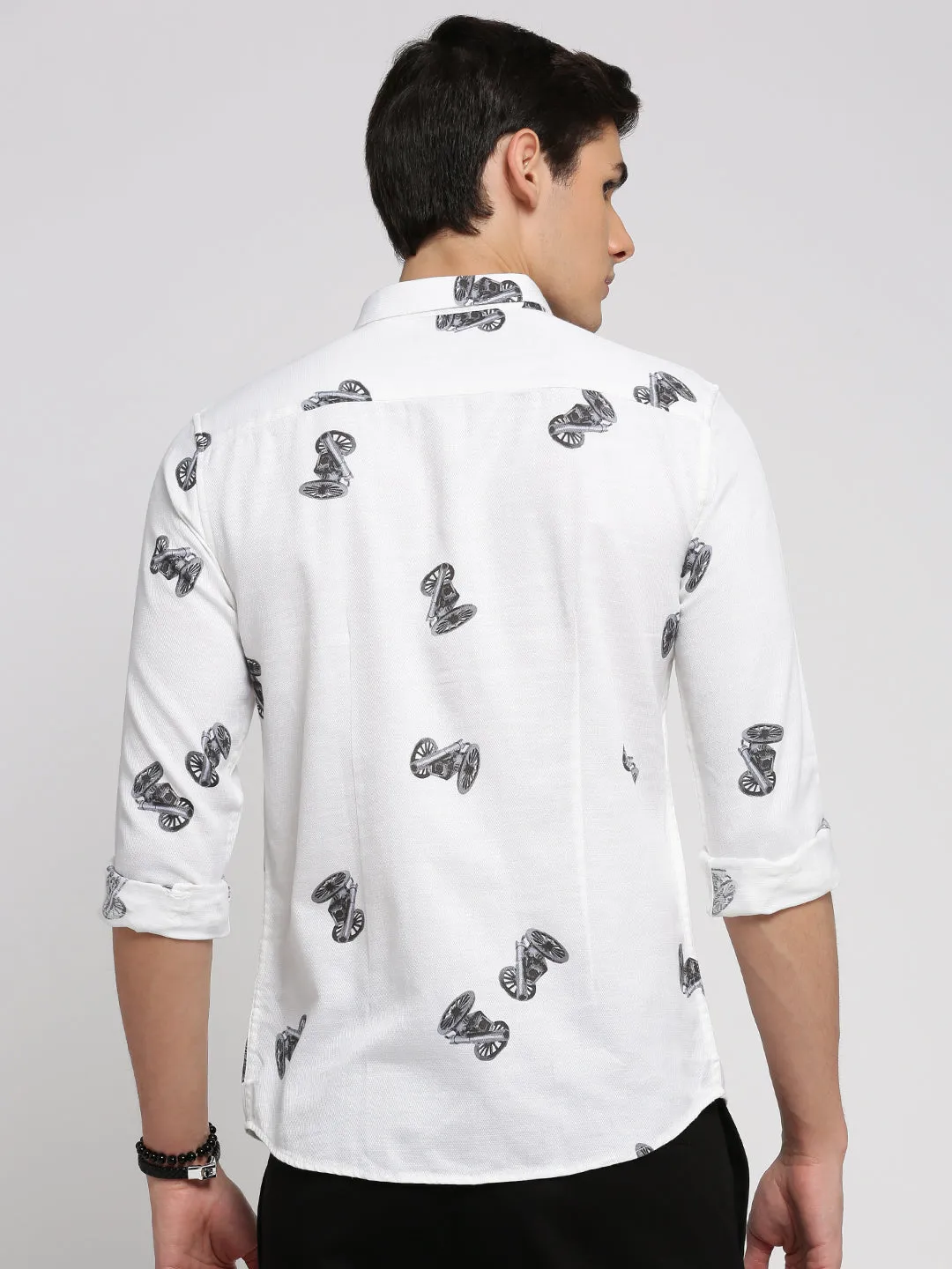 Men White Slim Fit Conversational Printed Long Sleeves Cotton Shirt