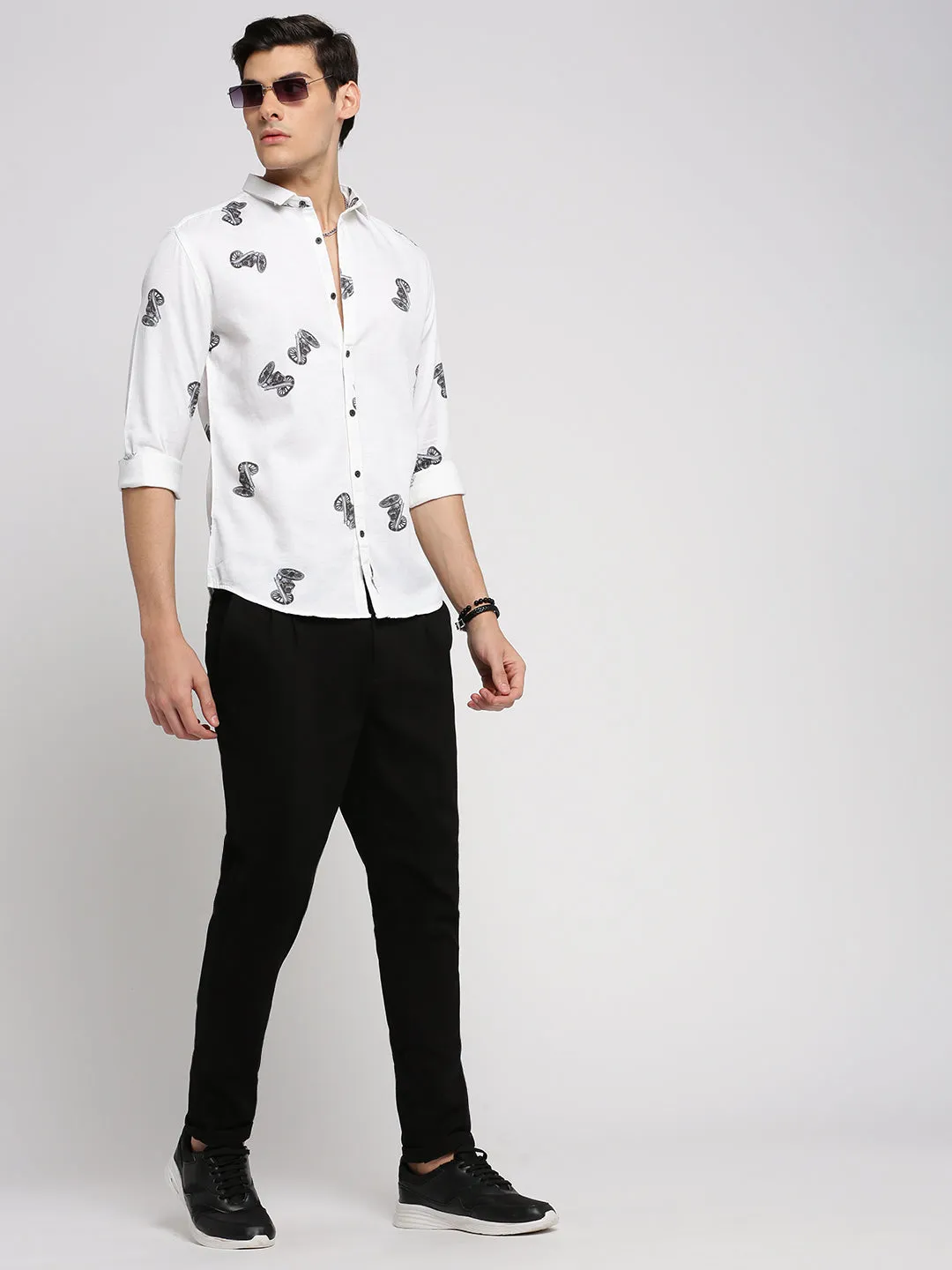 Men White Slim Fit Conversational Printed Long Sleeves Cotton Shirt