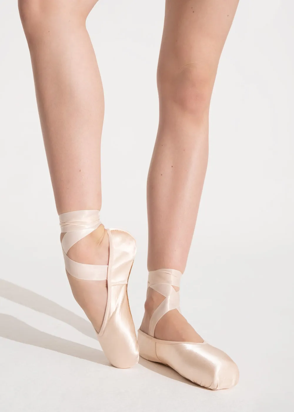 MONTHLY SUBSCRIPTION: VIP SUBSCRIBE & SAVE POINTE SHOE PROGRAM - Nikolay - StarPointe (0543N) - SUPER HARD FLEXIBLE SHANK - Pointe Shoes
