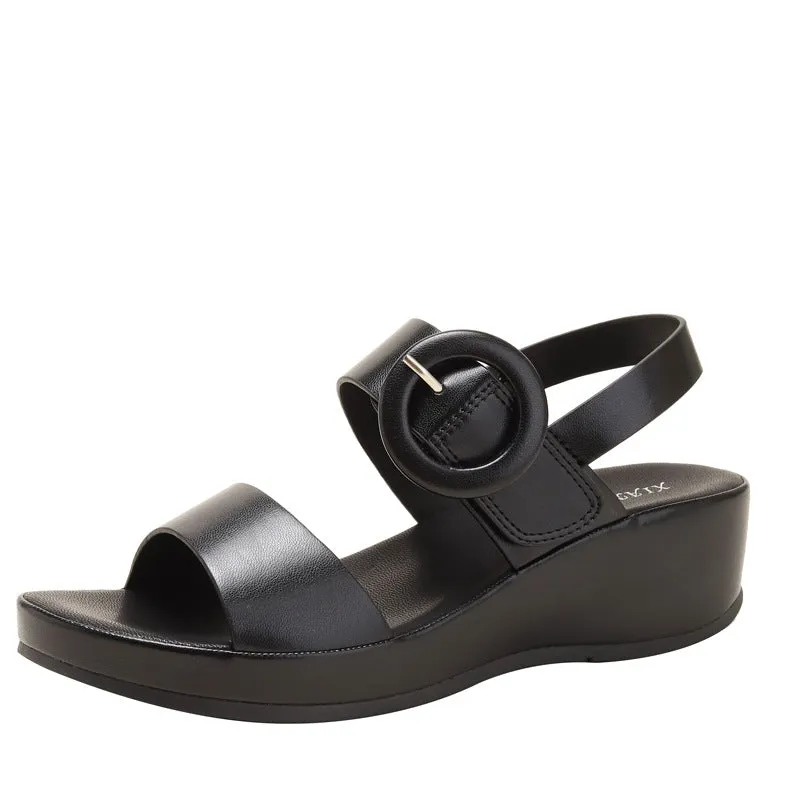 Sandals Women's Summer New Fashion Versatile Comfortable Wedge Heel Flat Casual Shoes Platform Mid-heel