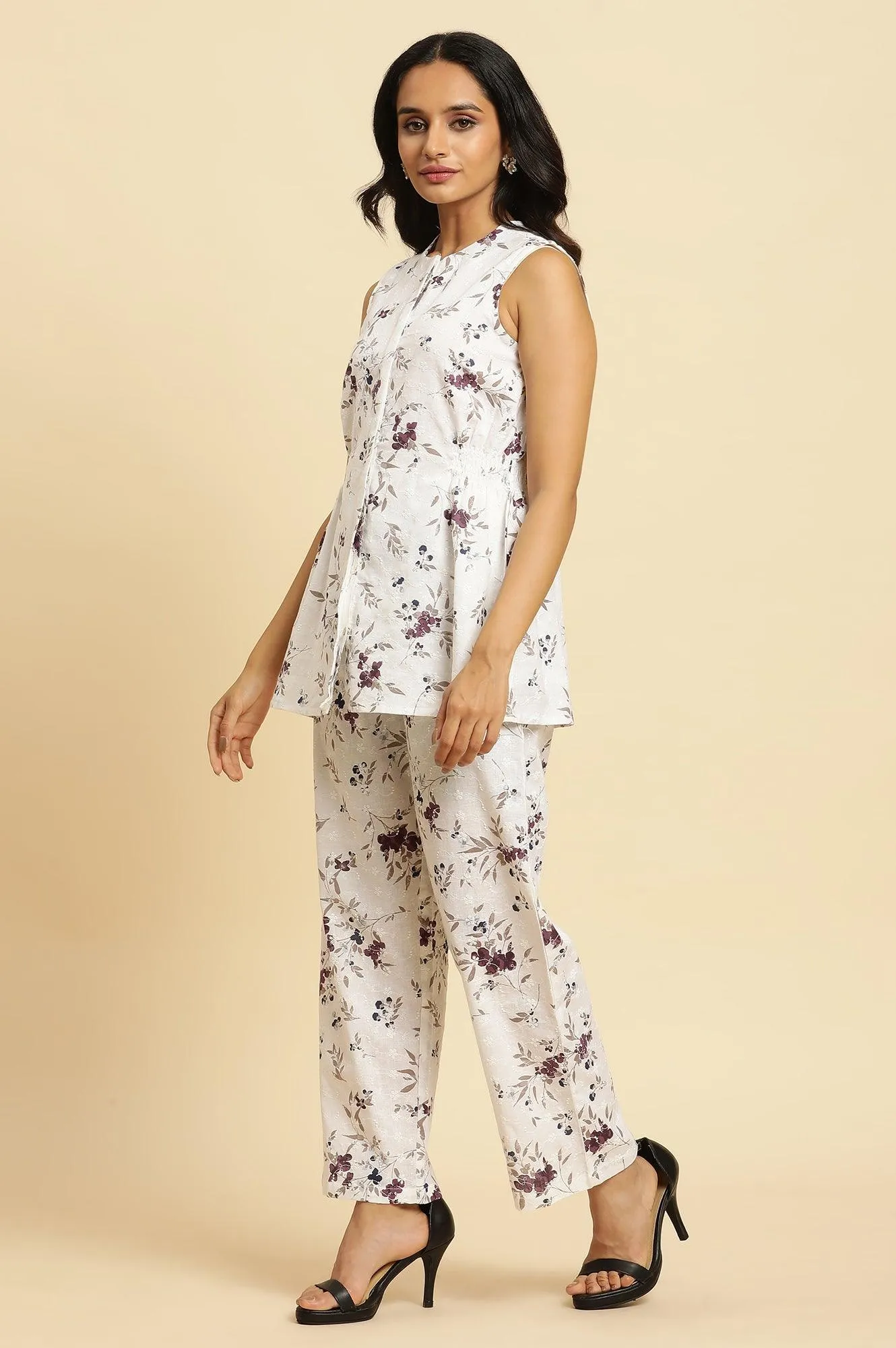 White Sleeveless Floral Printed Kurta And Pant Co-Ord Set
