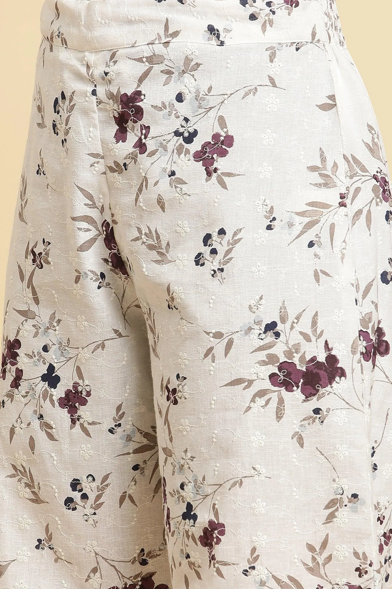 White Sleeveless Floral Printed Kurta And Pant Co-Ord Set